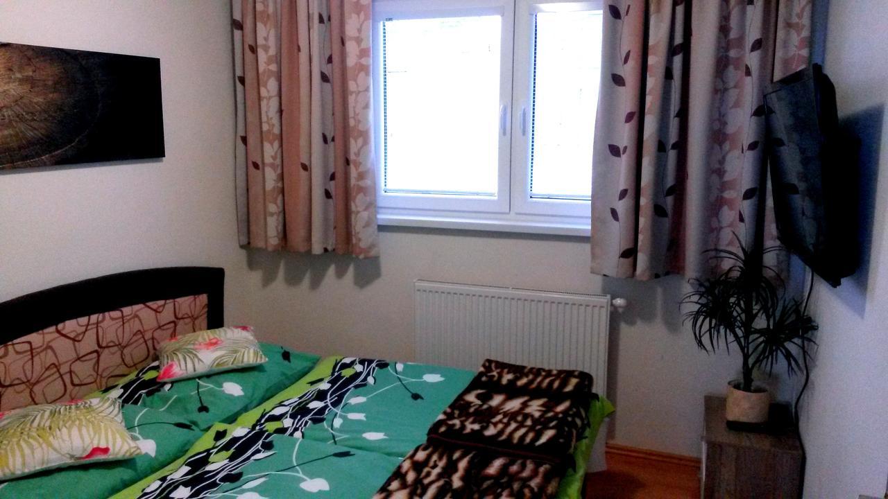 Pine Wood Apartment Vyšné Ružbachy Buitenkant foto